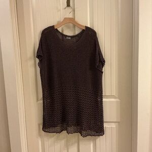 B & K Moda Open weave topper Size XL